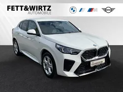 Alpinweiss Gebraucht 2024 BMW X2 M Sport SUV | 45.900 €