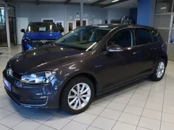 Grau Gebraucht 2015 VW Golf VII LOUNGE Limousine | 11.280 € (Fairer Preis)