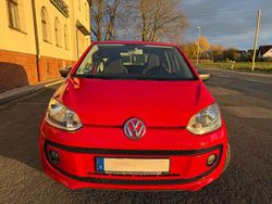 Rot Gebraucht 2013 VW up! Kleinwagen | 4.500 € (Etwas zu teuer)