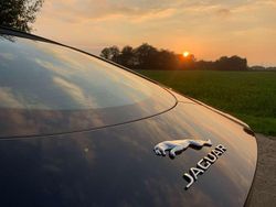 Schwarz Gebraucht 2018 Jaguar F-Type Coupé | 55.000 €