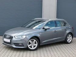 Grau Gebraucht 2014 Audi A3 Sportback S-Line Limousine | 13.999 € (Fairer Preis)