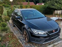 Schwarz Gebraucht 2017 Seat Leon X-Perience 4Drive Kombi | 18.000 €