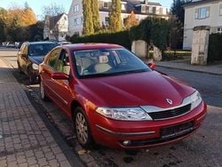 Rot Gebraucht 2002 Renault Laguna II Dynamique Limousine | 2.000 € (Fairer Preis)