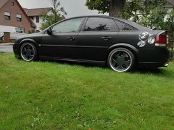 Schwarz Gebraucht 2003 Opel Vectra GTS Limousine | 4.000 € (Teuer)