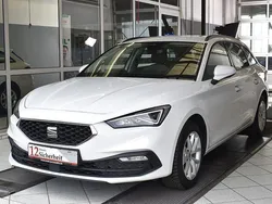 Weiß Gebraucht 2022 Seat Leon ST Style Kombi | 16.940 € (Guter Preis)