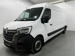 Mineralweiss Gebraucht 2022 Renault Master Van | 18.690 € (Guter Preis)