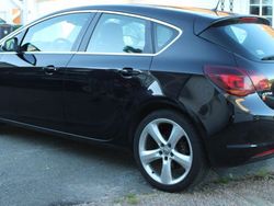 Schwarz metallic Gebraucht 2010 Opel Astra Sport Limousine | 6.700 € (Fairer Preis)