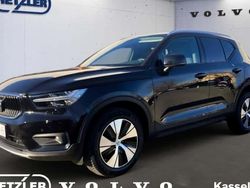 Schwarz Gebraucht 2022 Volvo XC40 Momentum SUV | 30.750 €