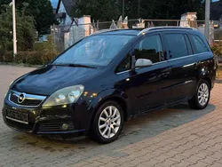 Schwarz Gebraucht 2006 Opel Zafira Edition Van / Kleinbus | 2.290 € (Fairer Preis)
