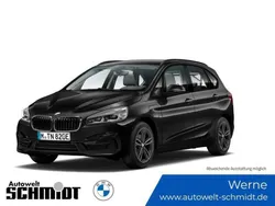 Sapphirschwarz metallic Gebraucht 2020 BMW 225 Active Tourer Sport Line Van / Kleinbus | 18.789 € (Fairer Preis)