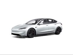 Weiß Neu 2025 Tesla Model 3 Performance Limousine | 59.470 € (Teuer)