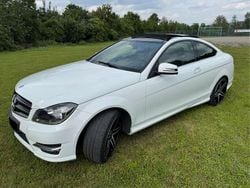 Weiß Gebraucht 2016 Mercedes C250 Coupé | 15.999 € (Superpreis)