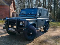 Grau Gebraucht 1991 Land Rover Defender SUV | 33.499 €