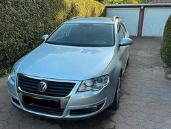 Silber Gebraucht 2010 VW Passat Kombi | 8.000 €