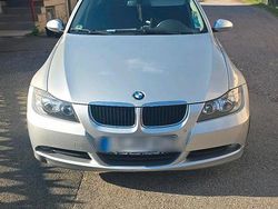 Silber Gebraucht 2006 BMW 320 Limousine | 3.999 € (Guter Preis)