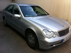 Silber metallic Gebraucht 2003 Mercedes C200 Limousine | 6.900 €