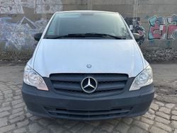 Rot Gebraucht 2013 Mercedes Vito Van / Kleinbus | 4.900 € (Superpreis)