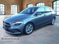 Grau Gebraucht 2025 Mercedes B180 Progressive Van / Kleinbus | 30.870 € (Superpreis)