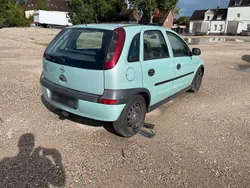 Grün Gebraucht 2002 Opel Corsa Kleinwagen | 1.450 € (Guter Preis)