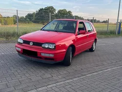 Rot Gebraucht 1997 VW Golf III Kleinwagen | 1.700 € (Etwas zu teuer)