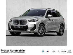Silber Neu 2025 BMW iX1 M Sport SUV | 55.199 € (Guter Preis)