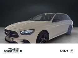 Weiß Gebraucht 2022 Mercedes E300 AMG Kombi | 38.350 € (Fairer Preis)