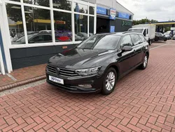Manganggrau metallic Gebraucht 2023 VW Passat Business Kombi | 22.700 € (Fairer Preis)