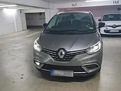 Grau Gebraucht 2023 Renault Scénic IV Van / Kleinbus | 29.500 €