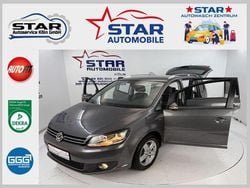 Grau Gebraucht 2013 VW Touran Life Van / Kleinbus | 6.490 € (Guter Preis)