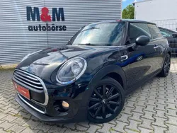 Schwarz Gebraucht 2018 Mini ONE Kleinwagen | 12.800 € (Fairer Preis)