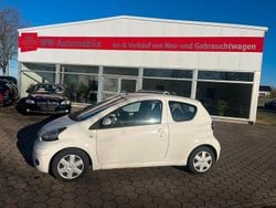 Weiß Gebraucht 2011 Toyota Aygo Cool Kleinwagen | 1.399 € (Superpreis)