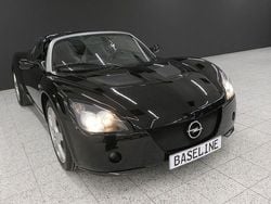 Schwarz Gebraucht 2004 Opel Speedster Cabrio | 27.999 €