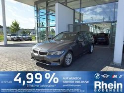 Grau Gebraucht 2022 BMW 320 Advantage Kombi | 27.879 € (Fairer Preis)