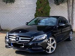 Schwarz Gebraucht 2014 Mercedes 220 Limousine | 16.399 €