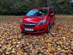 Rot Gebraucht 2014 Opel Meriva Van / Kleinbus | 9.800 € (Etwas zu teuer)