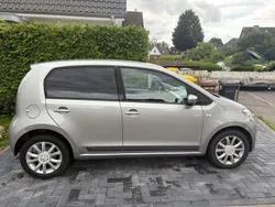 Grau Gebraucht 2016 VW up! move up! Kleinwagen | 7.200 € (Guter Preis)