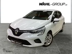 Weiß Gebraucht 2020 Renault Clio IV Experience Limousine | 11.890 € (Fairer Preis)