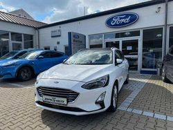 Frost weiß Gebraucht 2019 Ford Focus Titanium Kombi | 18.450 € (Etwas zu teuer)