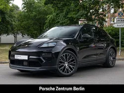 Tiefschwarzmetallic Gebraucht 2024 Porsche Macan SUV | 85.900 € (Guter Preis)