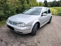 Silber Gebraucht 2003 VW Golf IV Kleinwagen | 1.200 € (Fairer Preis)