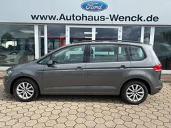 Pepper grey Gebraucht 2016 VW Touran Van / Kleinbus | 8.470 € (Teuer)