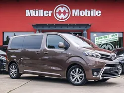 Rich oak brown metallic Gebraucht 2020 Toyota Proace Verso Executive Kombi | 34.900 € (Fairer Preis)