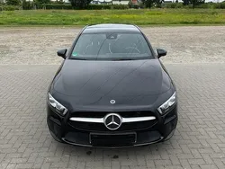Schwarz Gebraucht 2019 Mercedes A180 Limousine | 20.900 € (Fairer Preis)