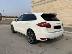 Weiß Gebraucht 2011 Porsche Cayenne Turbo Sport SUV | 22.999 € (Superpreis)