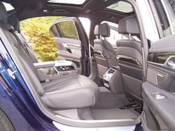 Blau Gebraucht 2021 BMW 740L M Sport Limousine | 54.650 € (Fairer Preis)