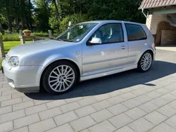 Silber Gebraucht 2002 VW Golf IV R Limousine | 24.500 € (Teuer)