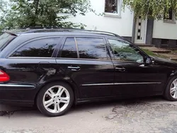Schwarz Gebraucht 2009 Mercedes E280 Avantgarde Kombi | 6.990 € (Fairer Preis)
