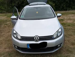Silber Gebraucht 2010 VW Golf VI Comfortline Limousine | 10.000 € (Etwas zu teuer)