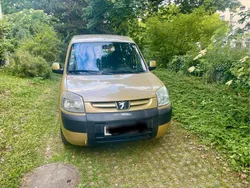 Gelb Gebraucht 2003 Peugeot Partner Van / Kleinbus | 1.400 € (Guter Preis)