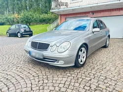 Gold Gebraucht 2003 Mercedes E270 Limousine | 4.300 € (Etwas zu teuer)